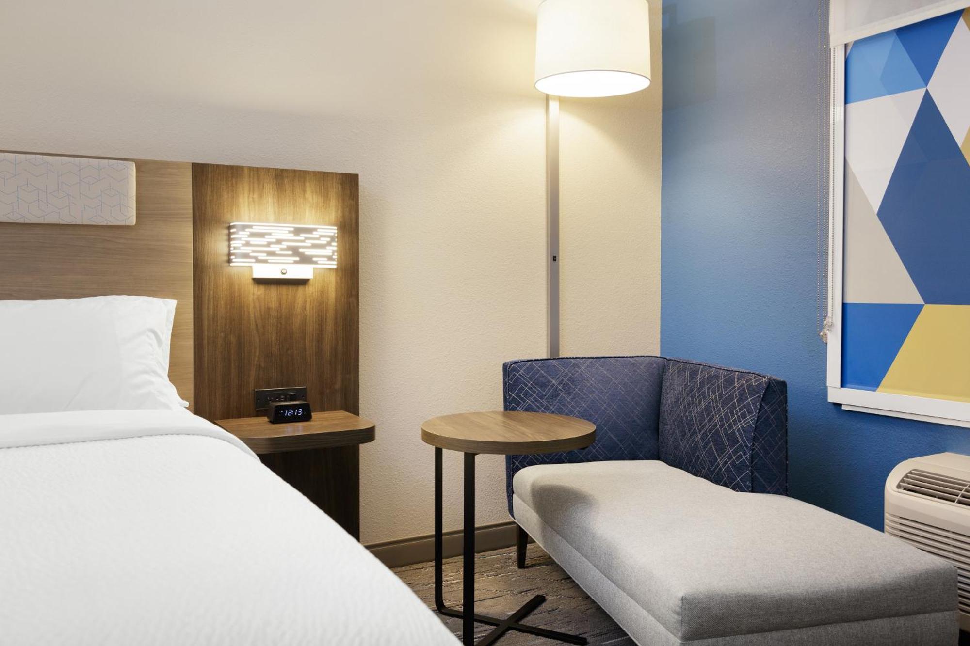Holiday Inn Express - South Haven By Ihg Eksteriør bilde